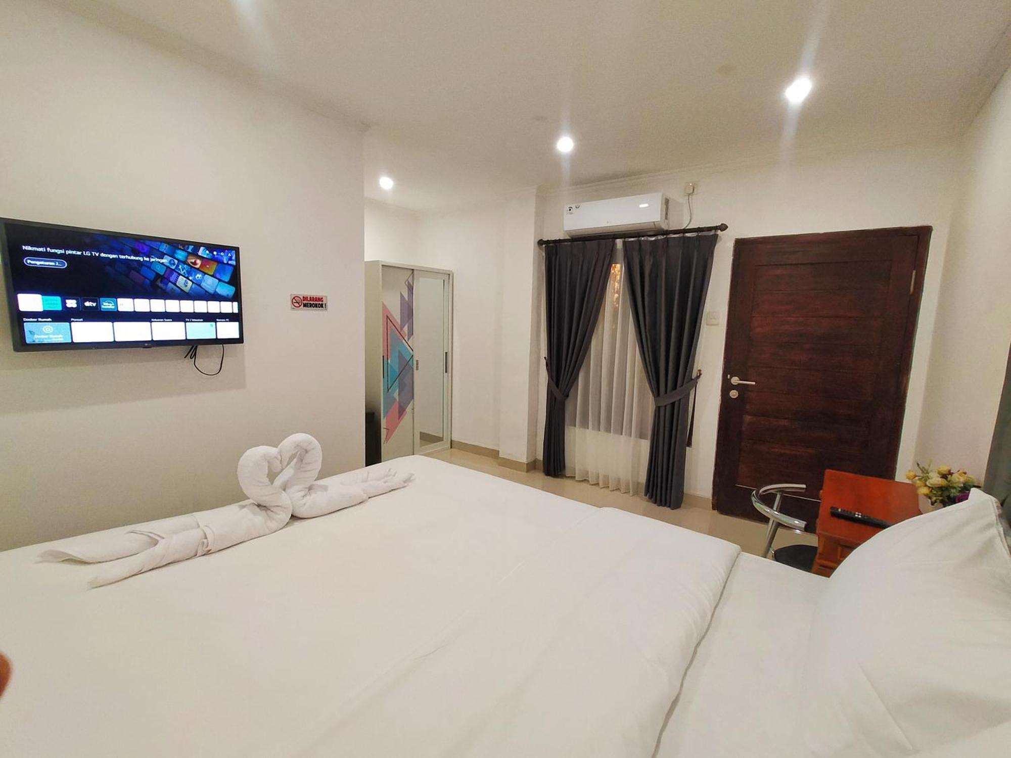 Carstenzs Home Kuta クタ エクステリア 写真