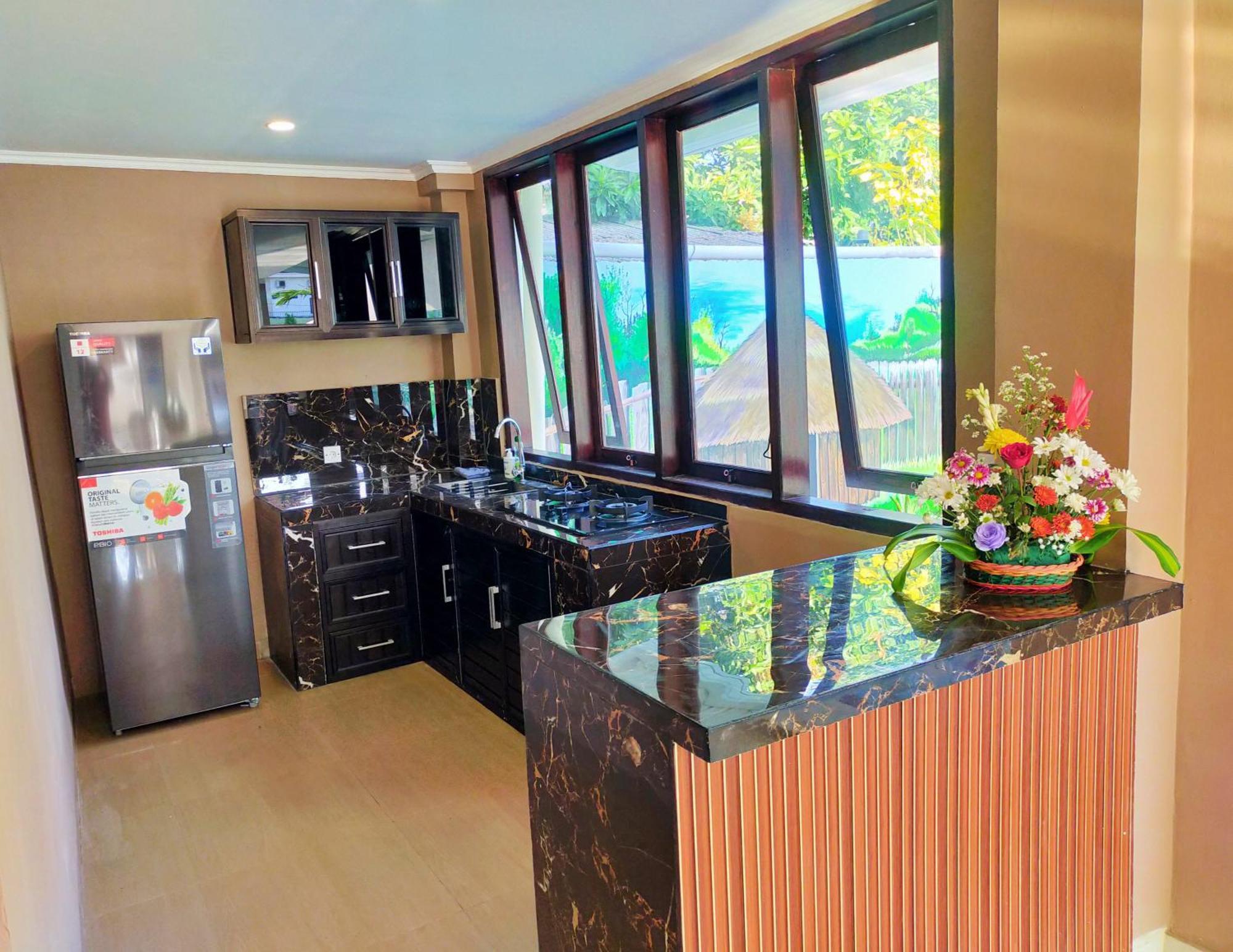 Carstenzs Home Kuta クタ エクステリア 写真