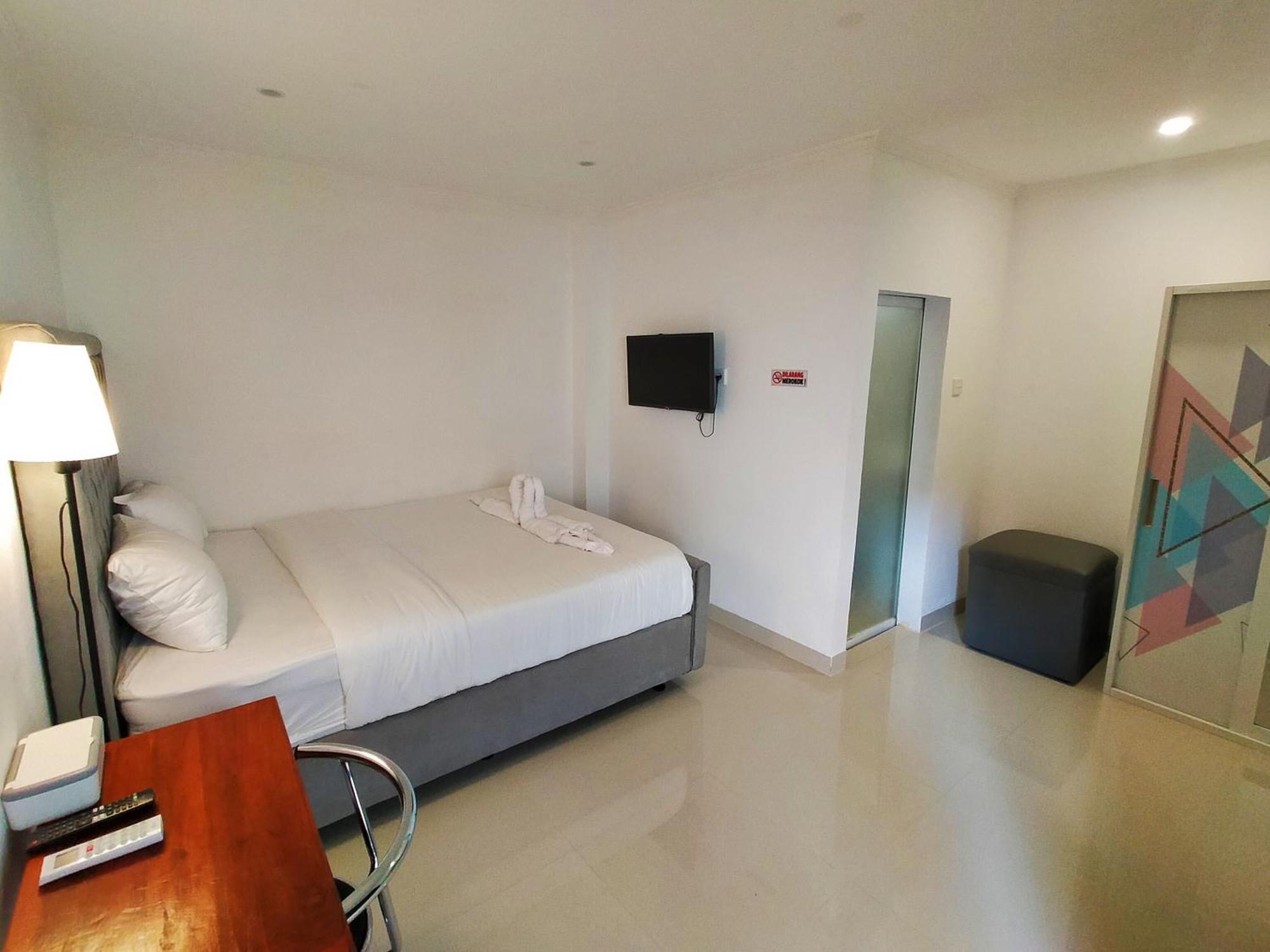 Carstenzs Home Kuta クタ エクステリア 写真