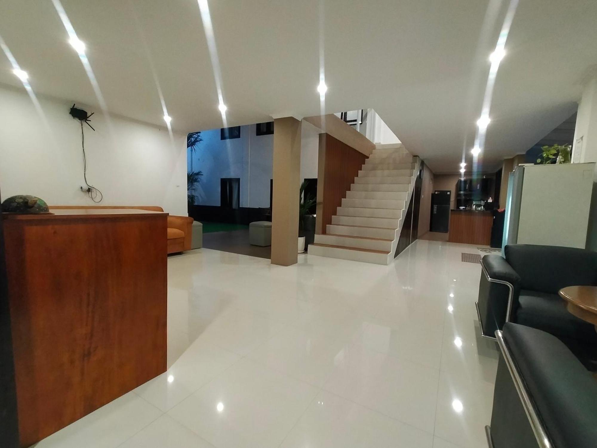 Carstenzs Home Kuta クタ エクステリア 写真